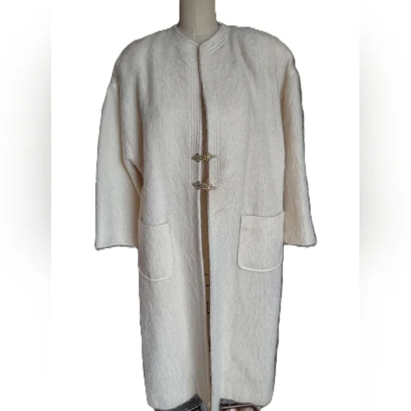 Rare Vintage Talbots Wool/Mohair Cream Coat - Picture 2 of 6